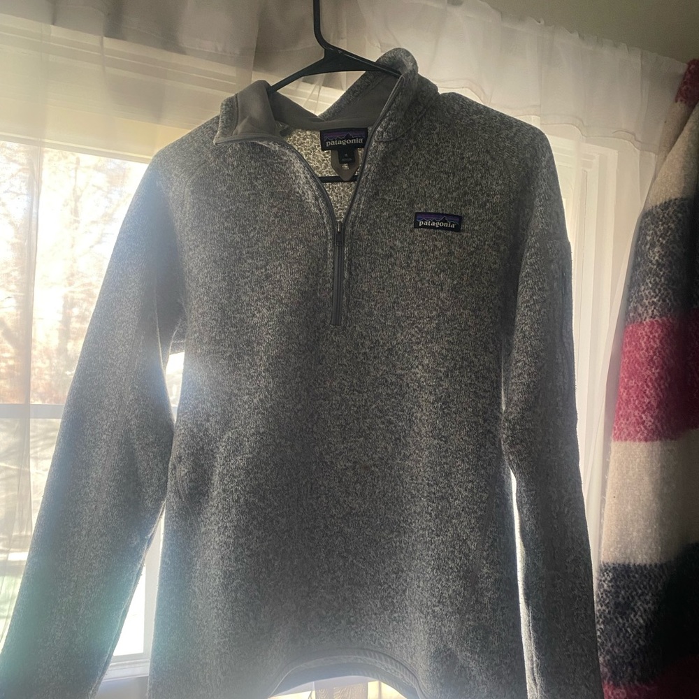 Classic Patagonia Quarter Zip - Picture 2 of 5